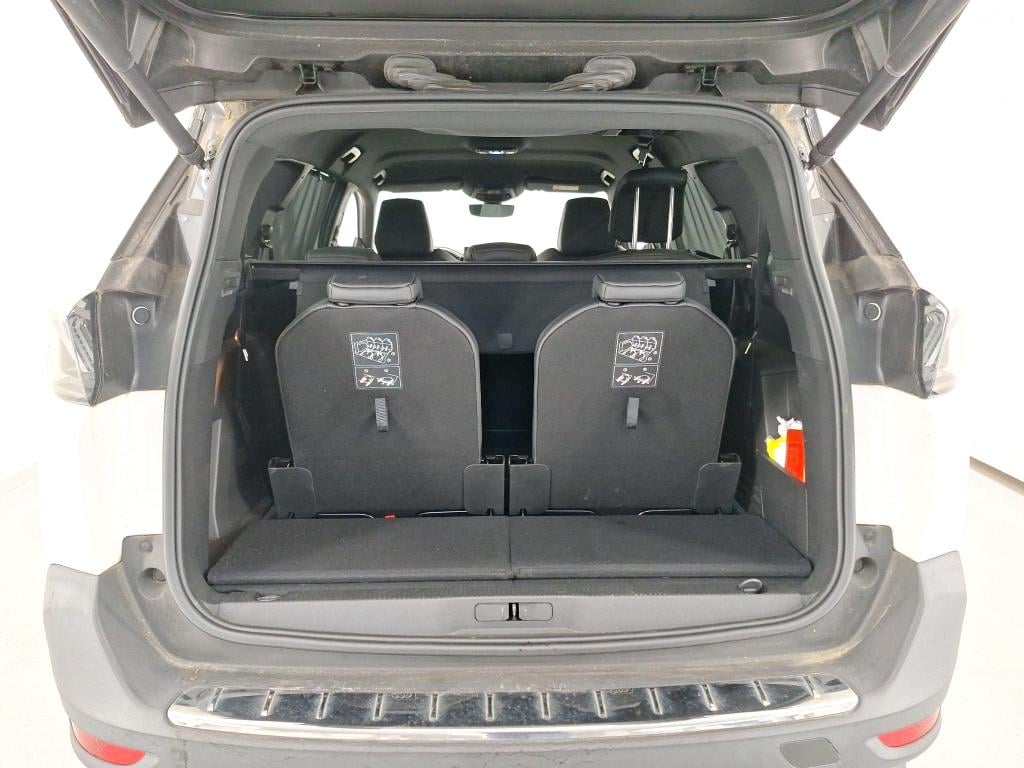 PEUGEOT 5008 1.2 PURETECH 130 AUTO GT photo