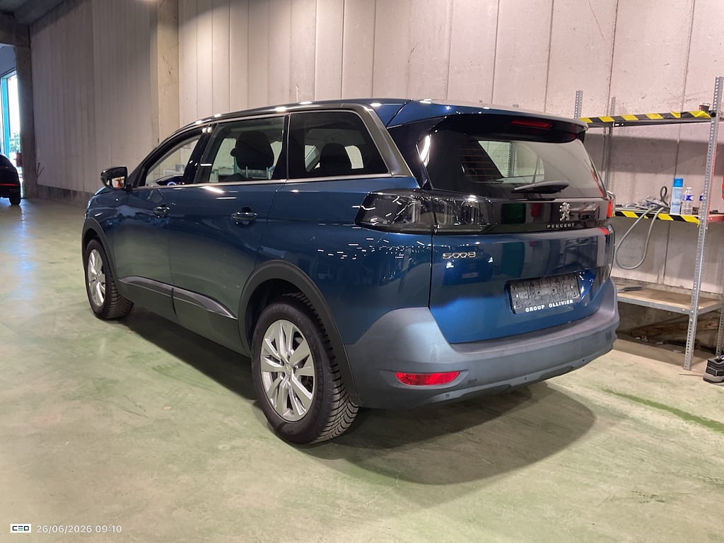 PEUGEOT 5008 1.5 BLUEHDI 130 ACTIVE PACK photo