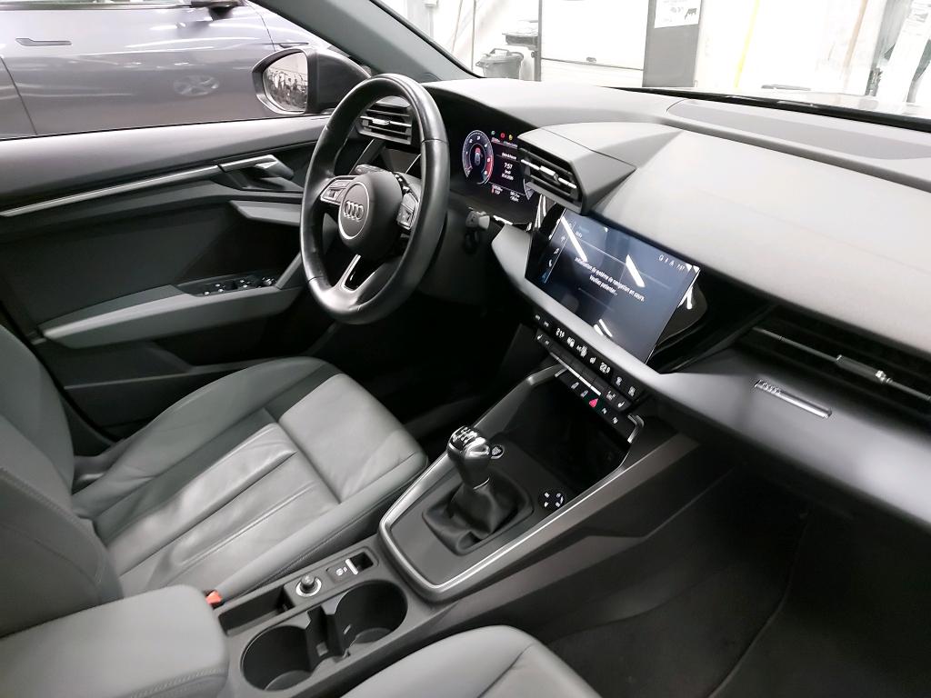 AUDI - AUD A3 SB 30 TDi 116PK S Line Pack Business Plus &amp; Rear Camera &amp; Pano Roof photo