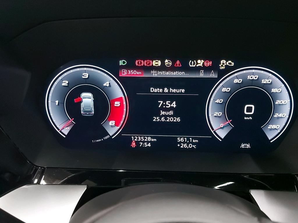 AUDI - AUD A3 SB 30 TDi 116PK S Line Pack Business Plus &amp; Rear Camera &amp; Pano Roof photo