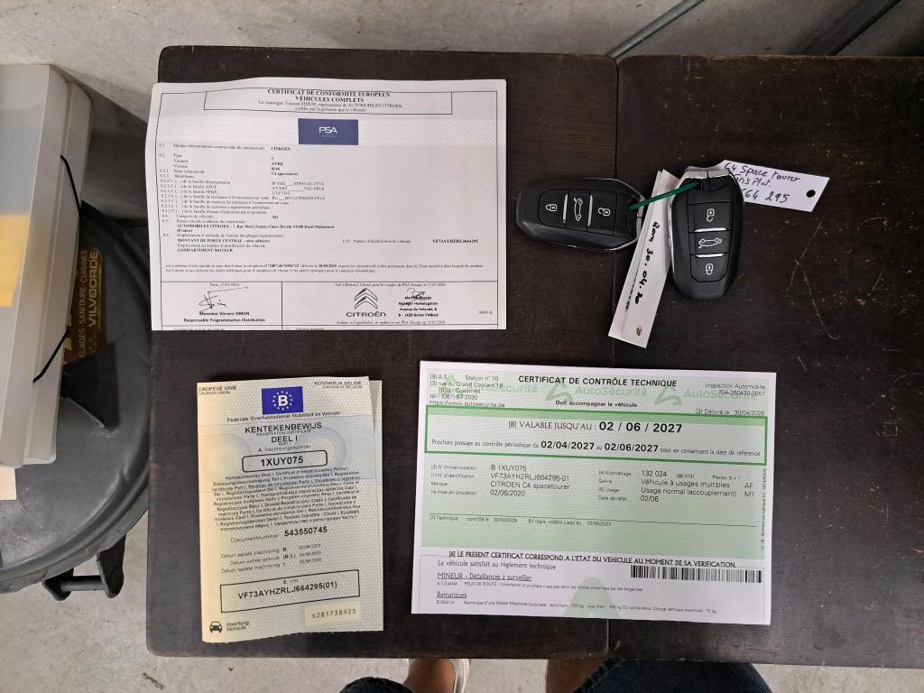 CITROËN - CIT GRAND C4 SPACETOURER BlueHDi 130PK EAT8 Business Lounge With Grained Leather Pack &amp; Towing Hook photo