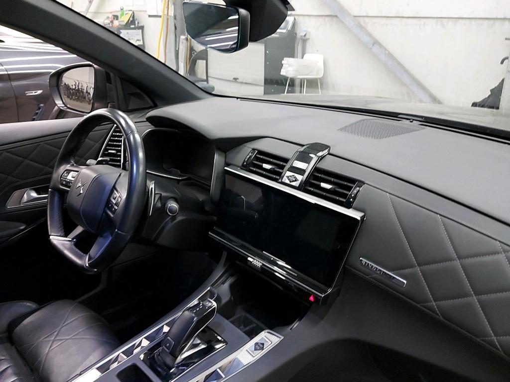 DS - DS  DS 7 CROSSBACK BlueHDi 130PK Automatic Rivoli &amp; Pack Easy Access &amp; Heated Leather Seats &amp; Removable Trailer Hook photo