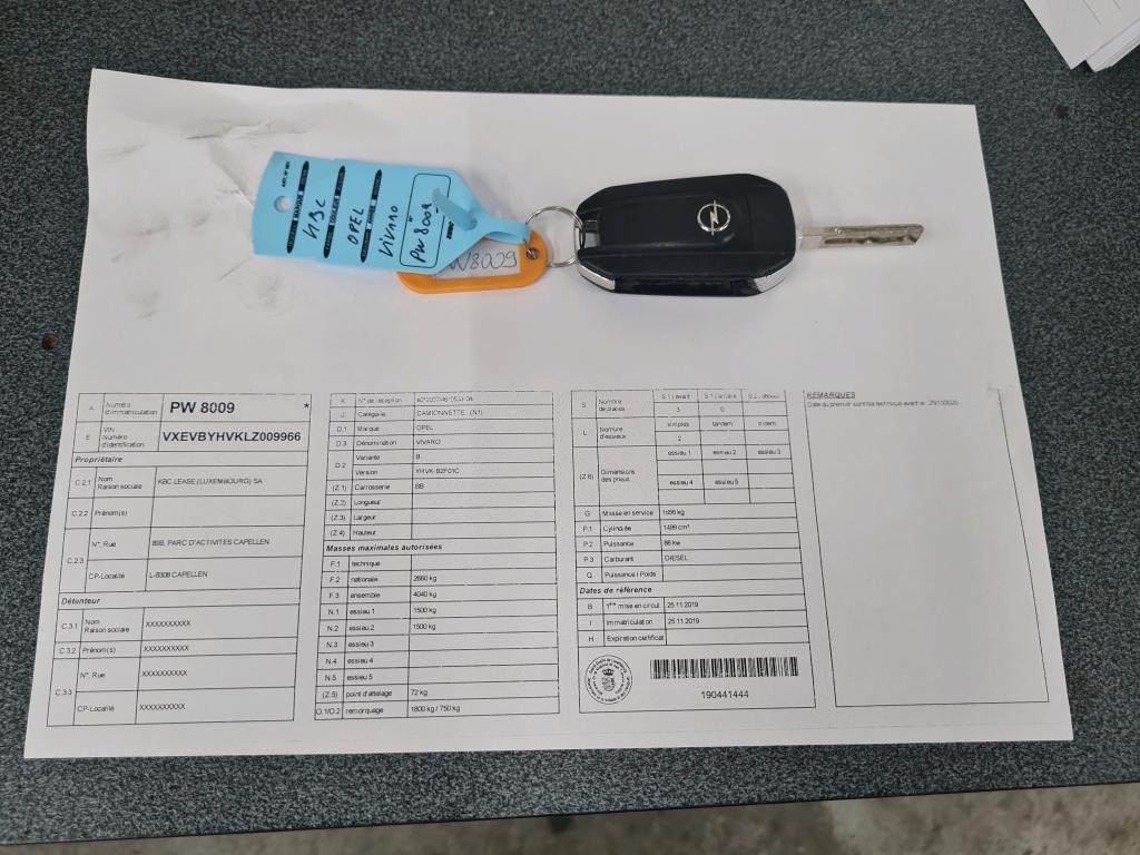 OPEL - OPE VIVARO Turbo 120PK L2H1 Edition &amp; Towing Hook photo