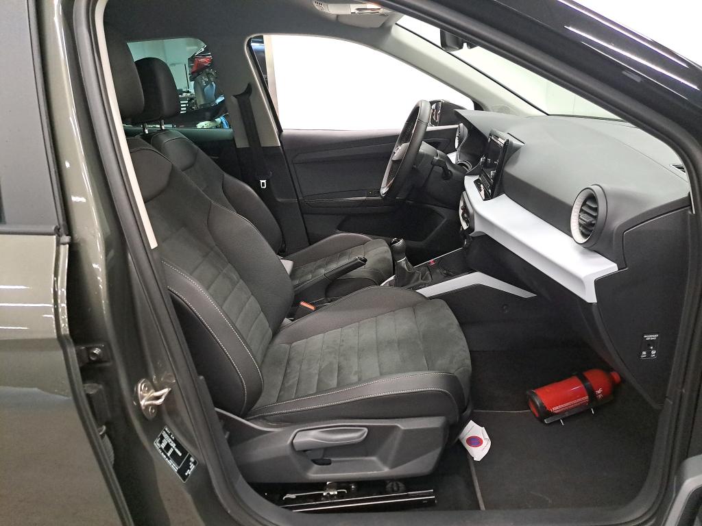 SEAT - SEA ARONA TSI 110PK Move Full Link &amp; Vision Plus &amp; Luxe Pack &amp; Winter &amp; Full LED * PETROL * photo