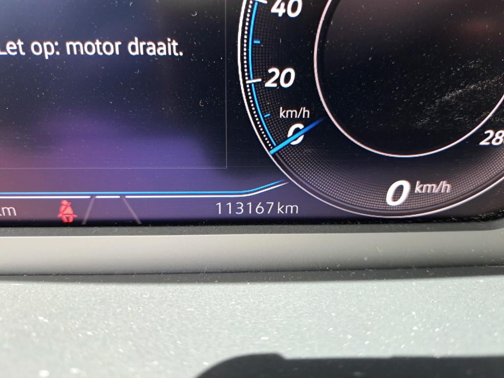 VOLKSWAGEN - VW  ARTEON SHOOTING BRAKE TSI 150PK With Climatic &amp; Navigation &amp; Cruise Control &amp; Pack Multimedia &amp; Park Sensors Front &amp; Rear &amp; Rear Camera * PETROL * photo