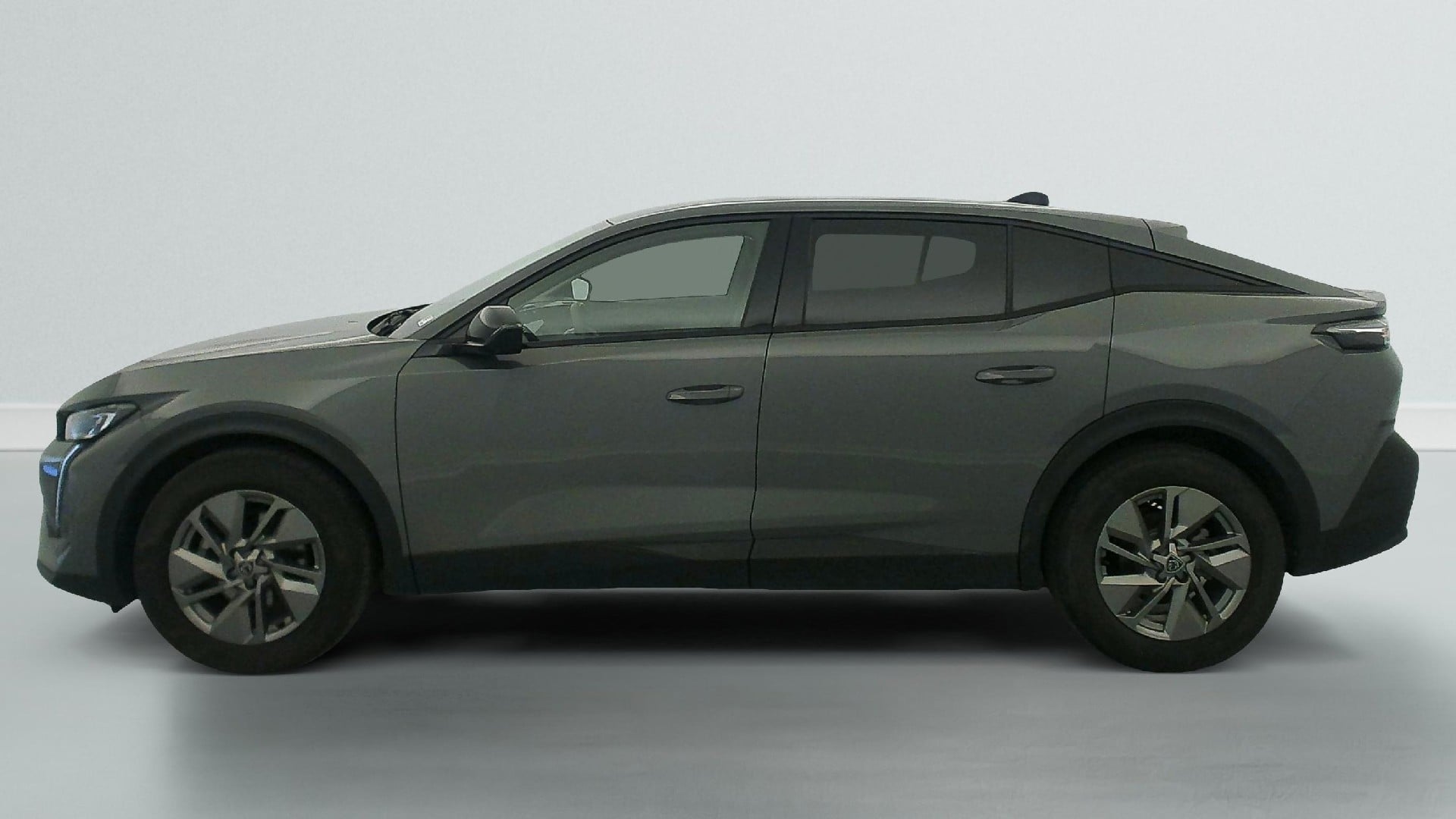 Peugeot 408 Hybrid 145 e-DCS6 Allure photo
