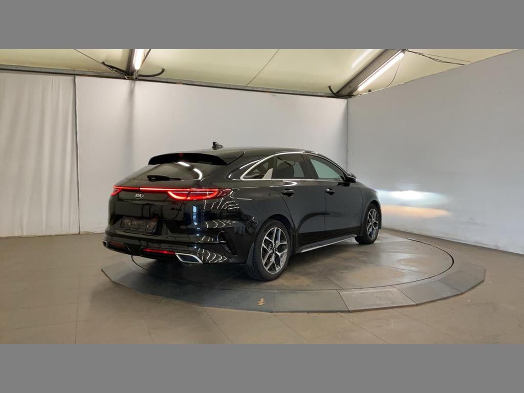 KIA Proceed - 2019 1.4 T-GDi GT-Line ISG photo
