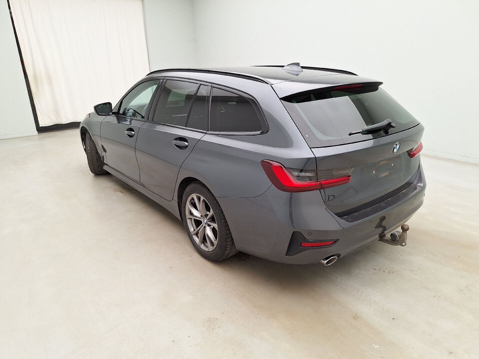 BMW, 3-serie Touring '18, BMW 3 Reeks Touring 316dA (90 kW) 5d photo