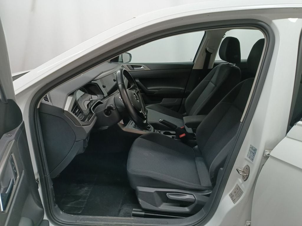 VOLKSWAGEN POLO - 2018 1.0 TSI 95 Comfortline (EU6.2) 5d photo