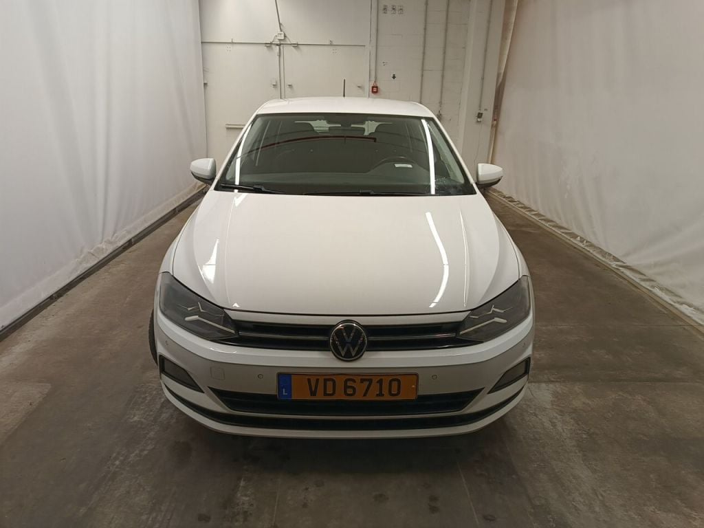 VOLKSWAGEN POLO - 2018 1.0 TSI 95 Comfortline (EU6.2) 5d photo