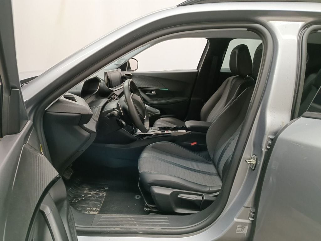 PEUGEOT 2008 - 2020 1.2 PureTech 130 Allure S&S (EU6.3) 5d photo