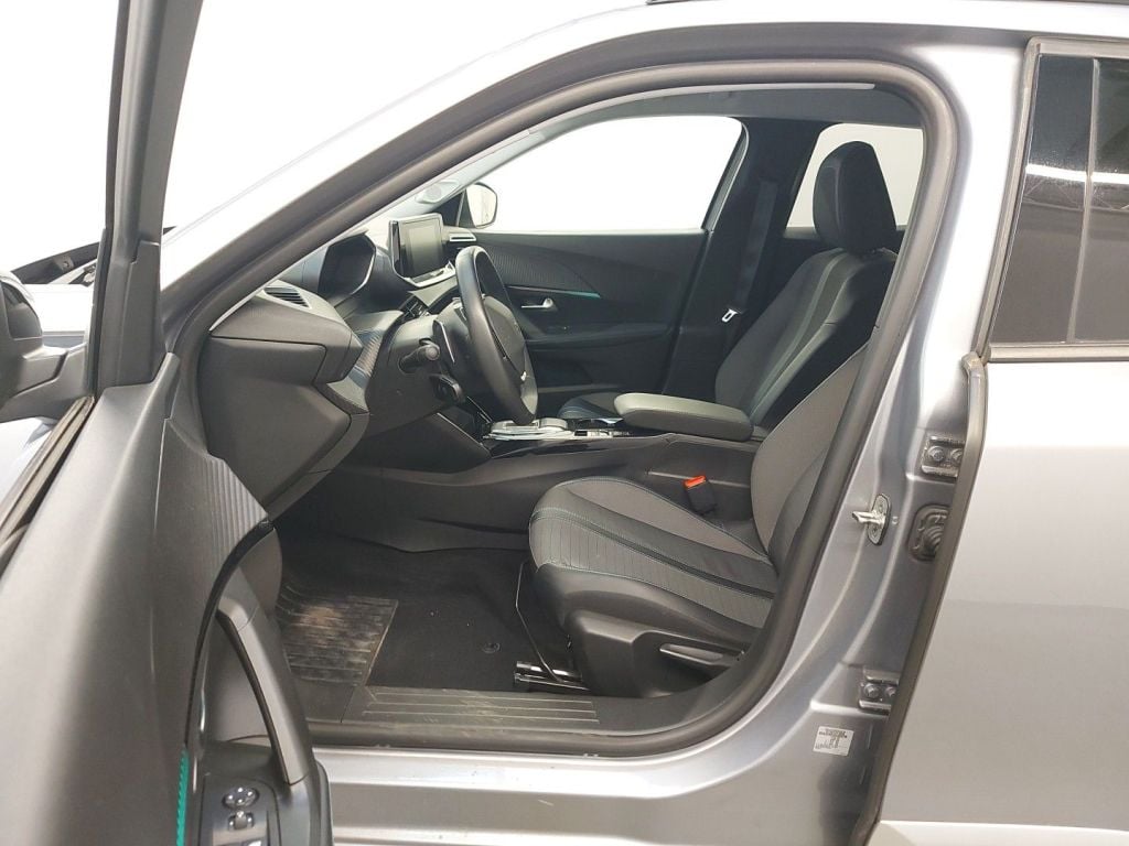 PEUGEOT 2008 - 2020 1.2 PureTech 130 Allure S&S (EU6.3) 5d photo
