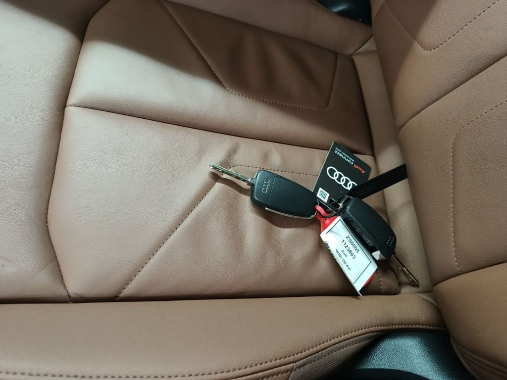 AUDI Q3 DIESEL - 2019 35 TDi 150hp S tronic (EU6AP) 5d photo