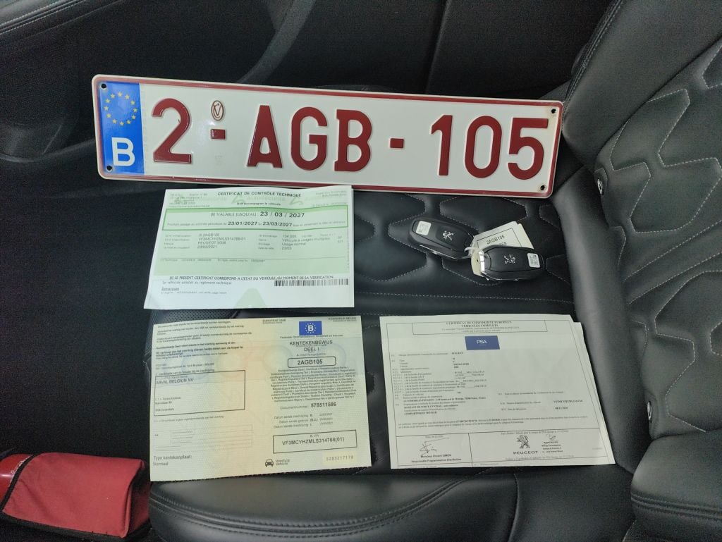 Peugeot 3008 1.5 BlueHDi 96kW S&S Allure Pack 5d photo
