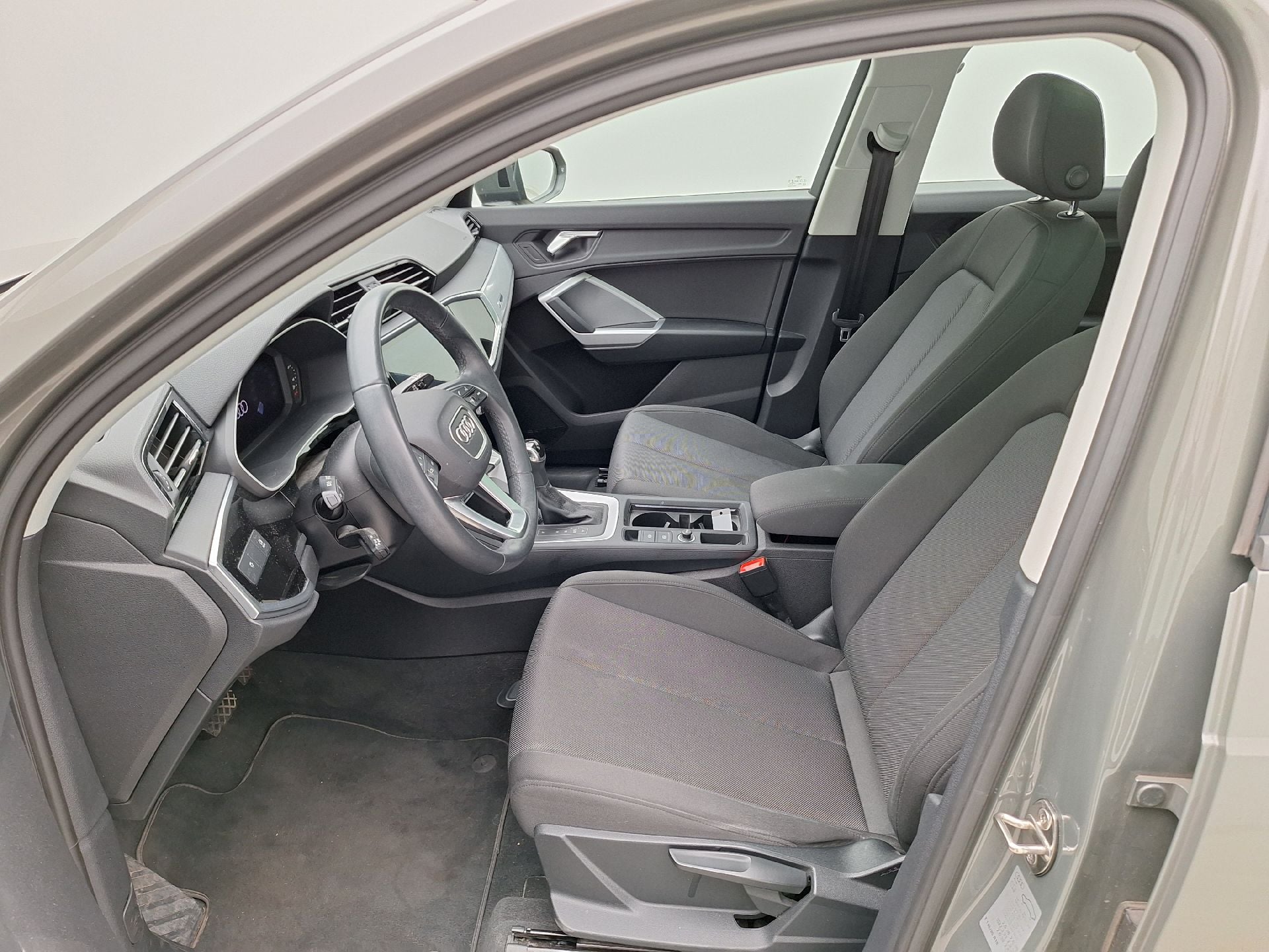 Audi, Q3 '18, Audi Q3 35 TDI S Tronic Business Edition 5d photo