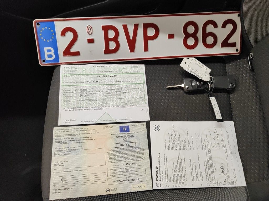 Volkswagen Polo 1.0 TSI Life DSG 5d photo