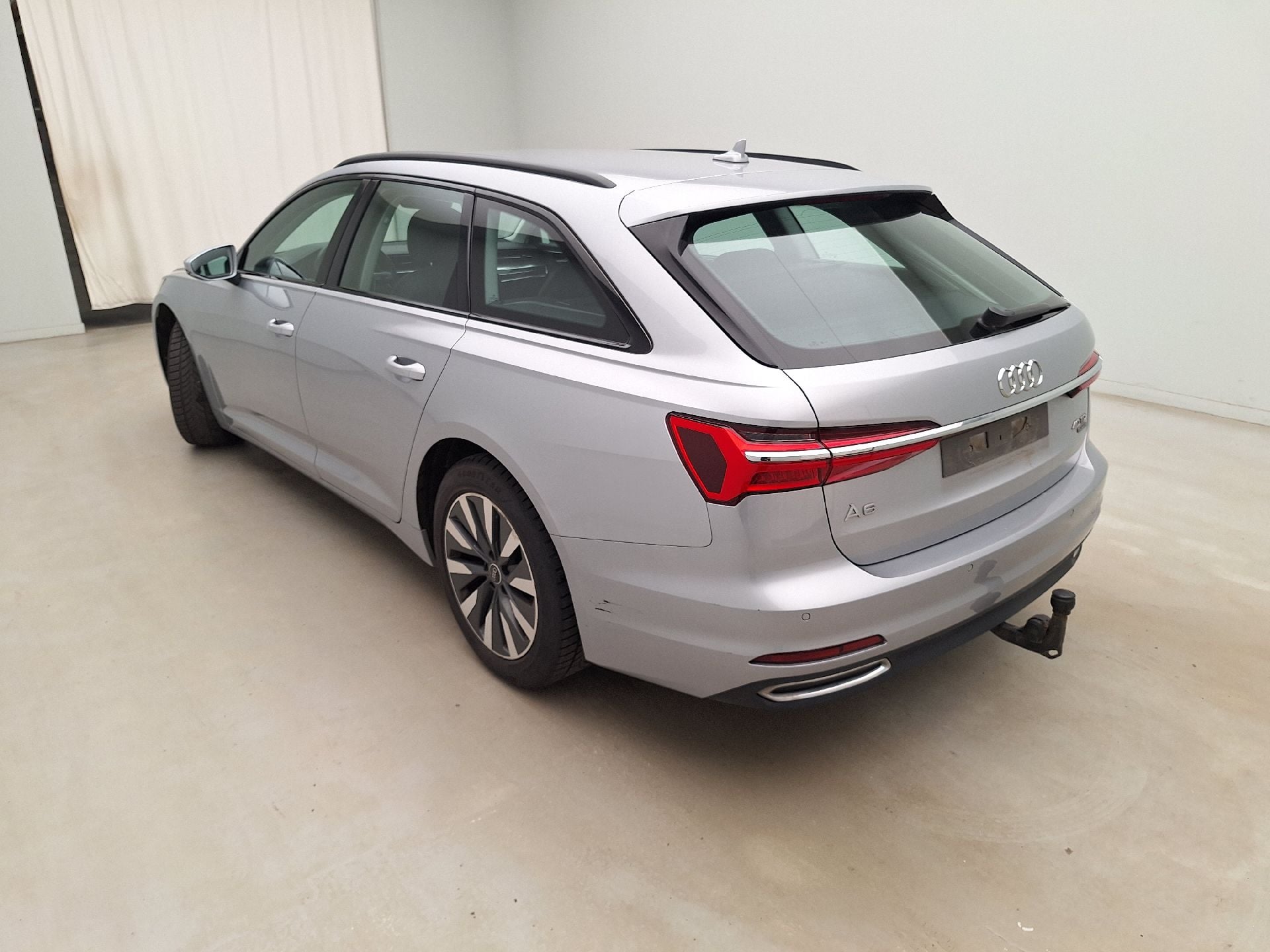 Audi, A6 Avant '18, Audi A6 Avant 40 TDI S tronic Quattro Business Edi photo