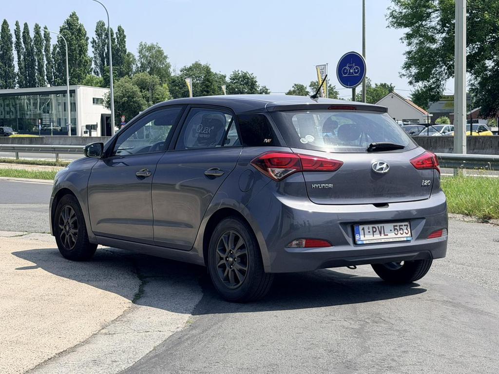 HYUNDAI i20 1.2i Air Special Edition Play photo