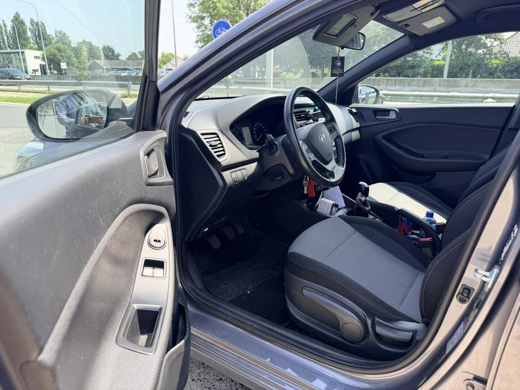 HYUNDAI i20 1.2i Air Special Edition Play photo