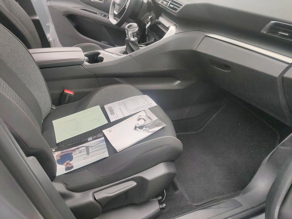 PEUGEOT 3008 / 2016 / 5P / todoterreno 1.5 BlueHDi 96kW (130CV) S&S Style photo