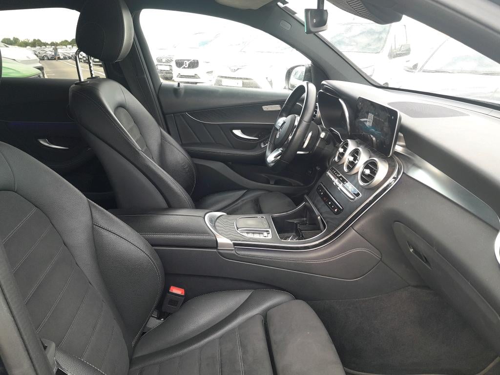 MERCEDES-BENZ GLC Coupé / 2019 / 5P / coupé GLC 200 4MATIC photo