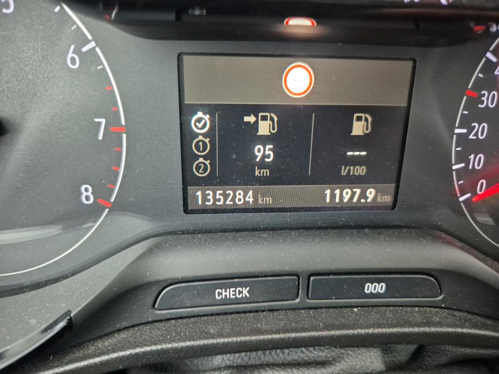 OPEL Crossland / 2020 / 5P / crossover 1.5D 81kW (110CV) GS Line photo
