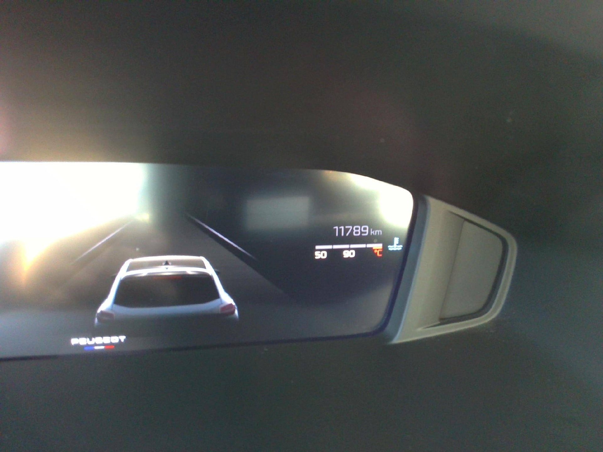 Peugeot 208 Allure 1.2L 100 S&S BVM6 photo