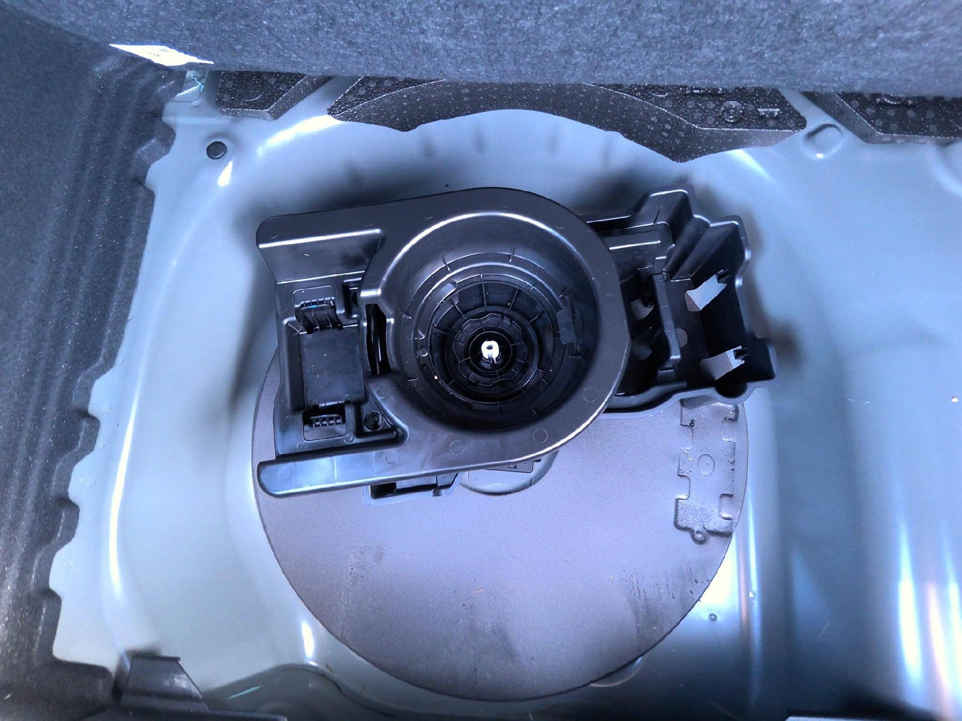 Peugeot 208 Allure 1.2L 100 S&S (BVM6) photo