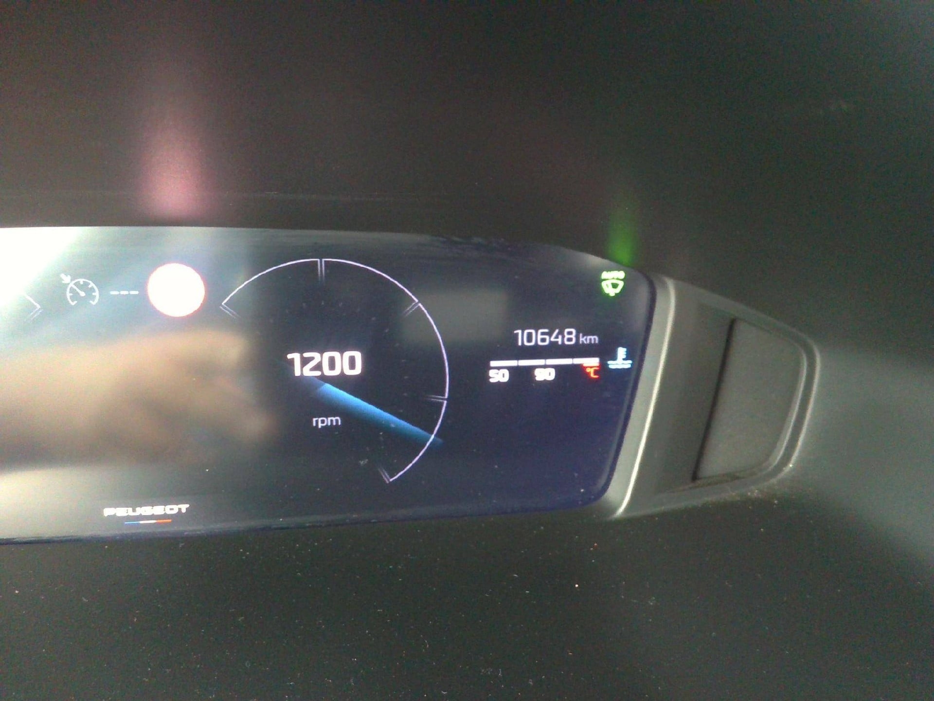Peugeot 208 Allure 1.2L 100hp S&S (BVM6) photo