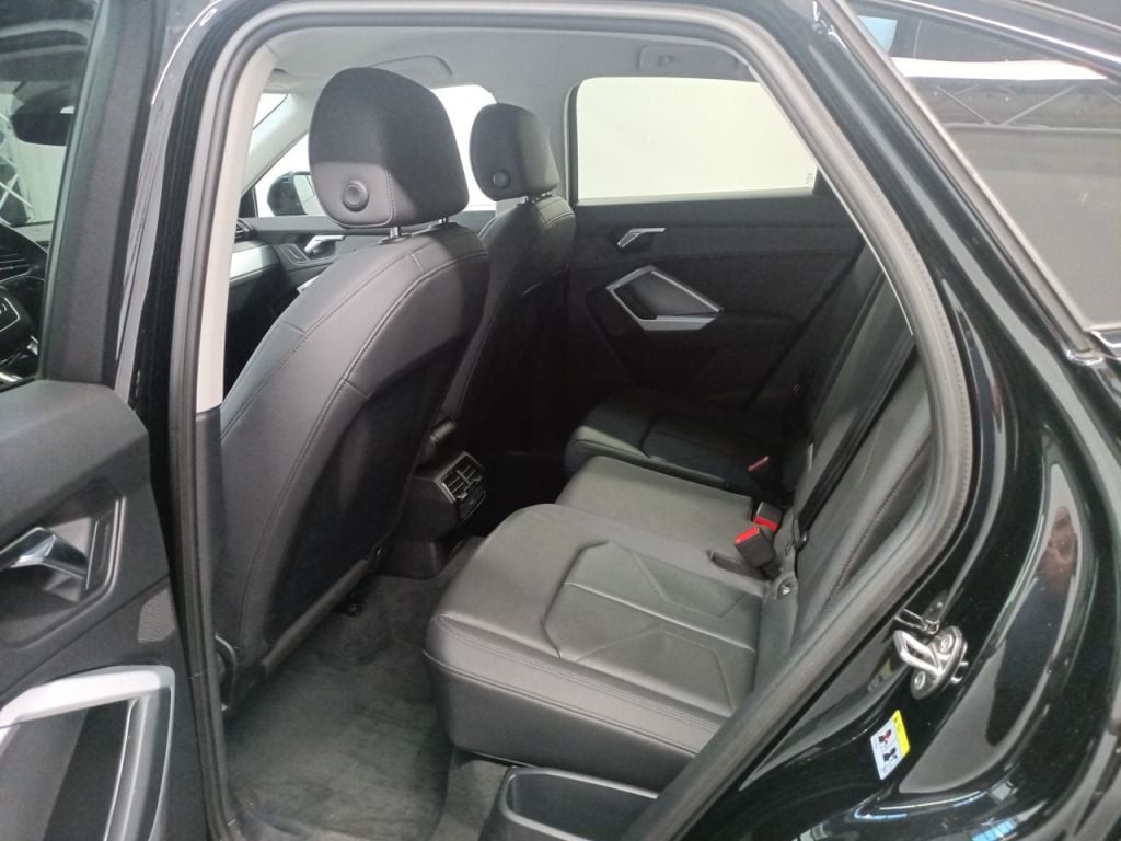 Audi Q3 Sportback 35 TFSI 5d photo