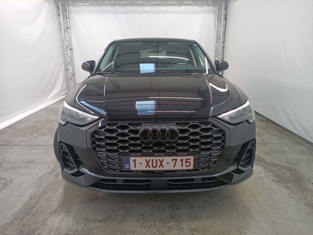 Audi Q3 Sportback 35 TFSI 5d photo