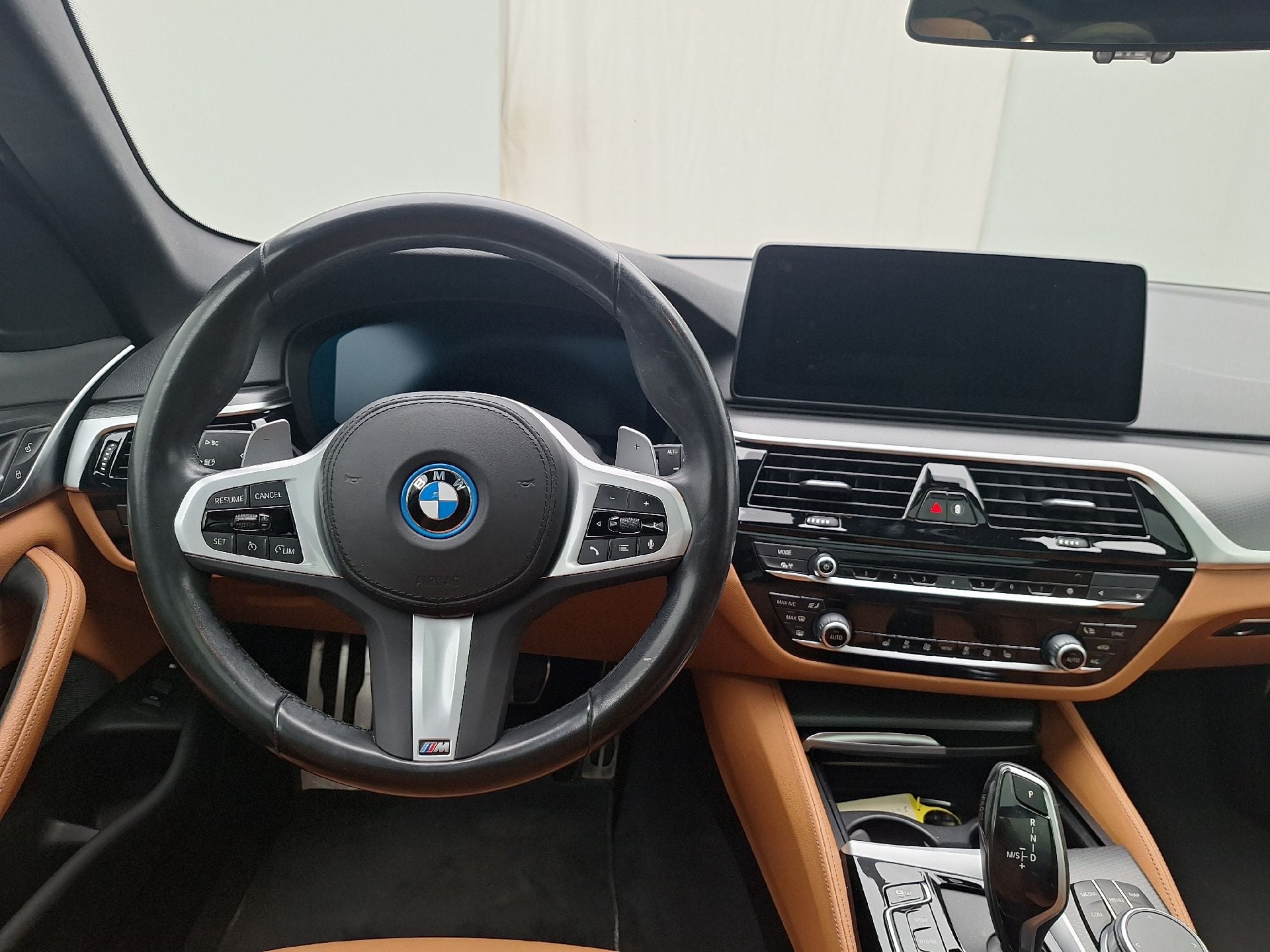 BMW, 5-ser To FL'20 PHEV, BMW 5 Reeks Touring 520e 150kW 5d photo