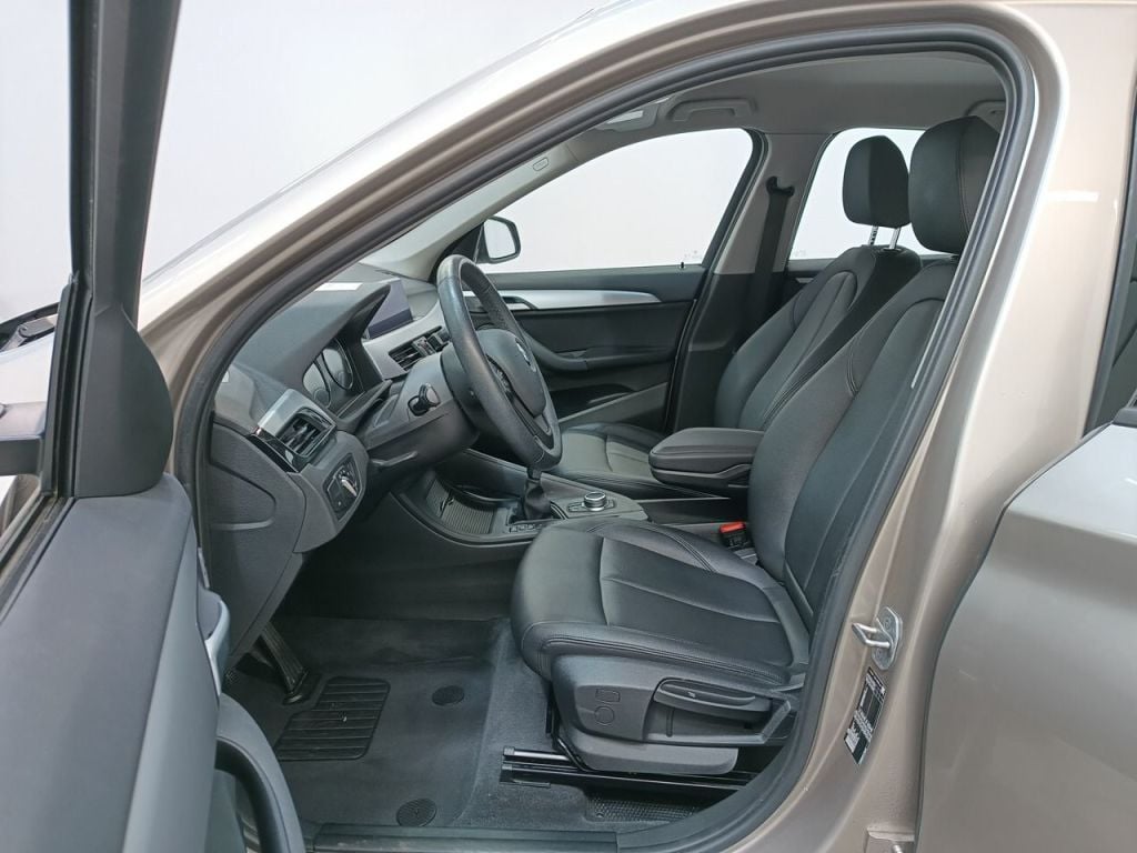 BMW X1 DIESEL - 2019 2.0 150hp sDrive18d AdBlue (EU6AP) 5d photo