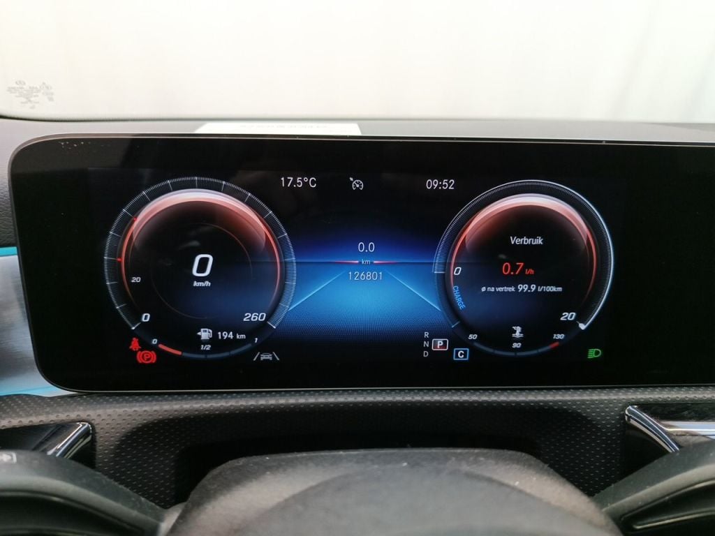 Mercedes-Benz A-Klasse A 200 d Business Solution 5d photo
