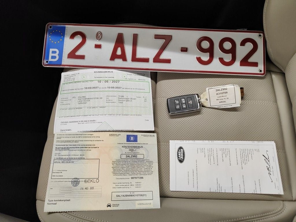 Land Rover Range Rover Velar D200 S 5d photo