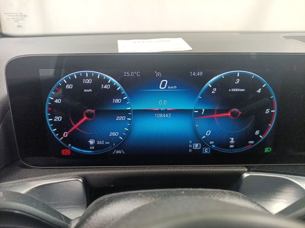 MERCEDES CLASSE GLB DIESEL (X247) GLB 200 d 150 Business Solution (EU6AP) 5d photo