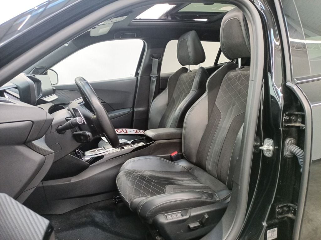 Peugeot 2008 1.5 BlueHDi 96kW S&S EAT8 GT 5d photo