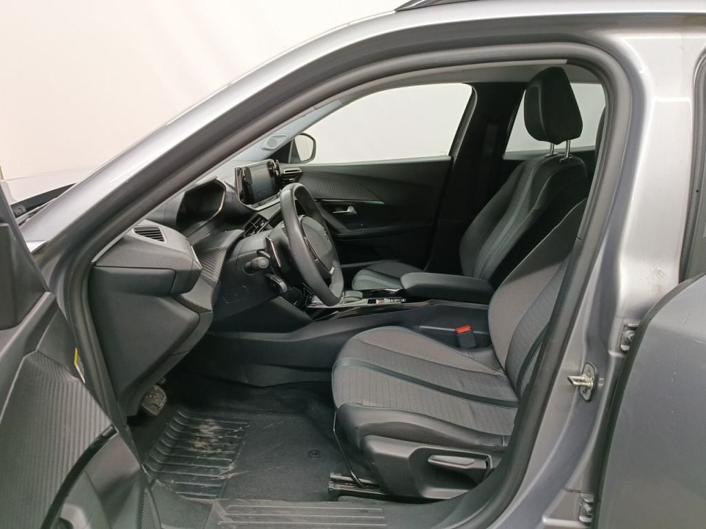 PEUGEOT 2008 - 2020 1.2 PureTech 130 Allure S&S (EU6.3) 5d photo