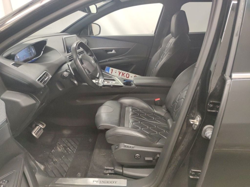 Peugeot 5008 1.5 BlueHDi 96kW S&S EAT8 GT Line 5d photo