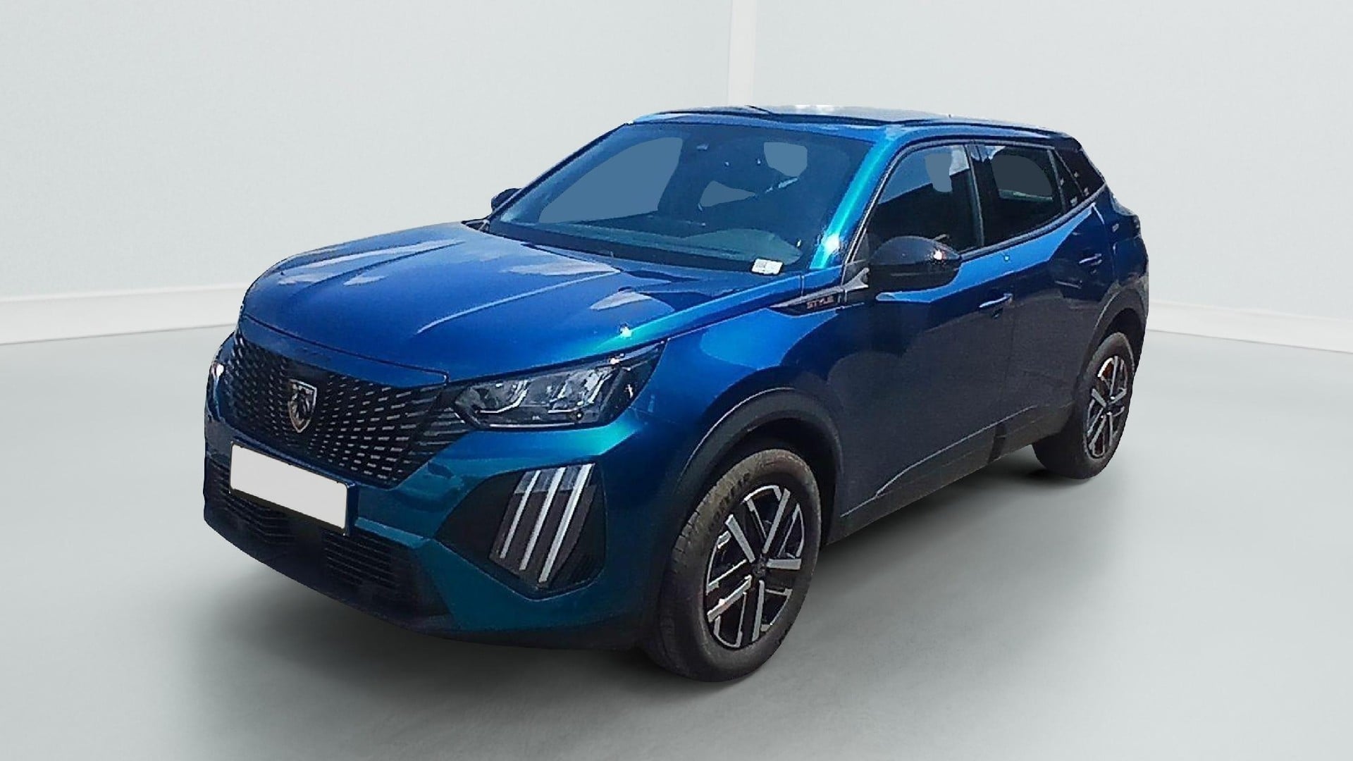 Peugeot 2008 Hybrid 145 e-DCS6 Style photo