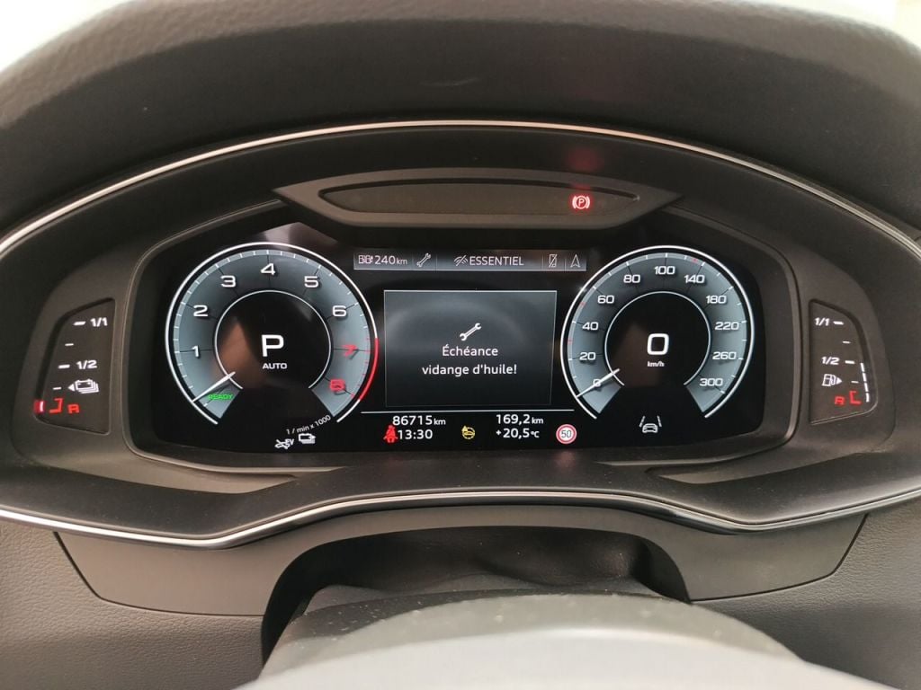 AUDI A6 AVANT - 2018 55 TFSI e 252 Quattro PHEV Sport S tronic 5d photo