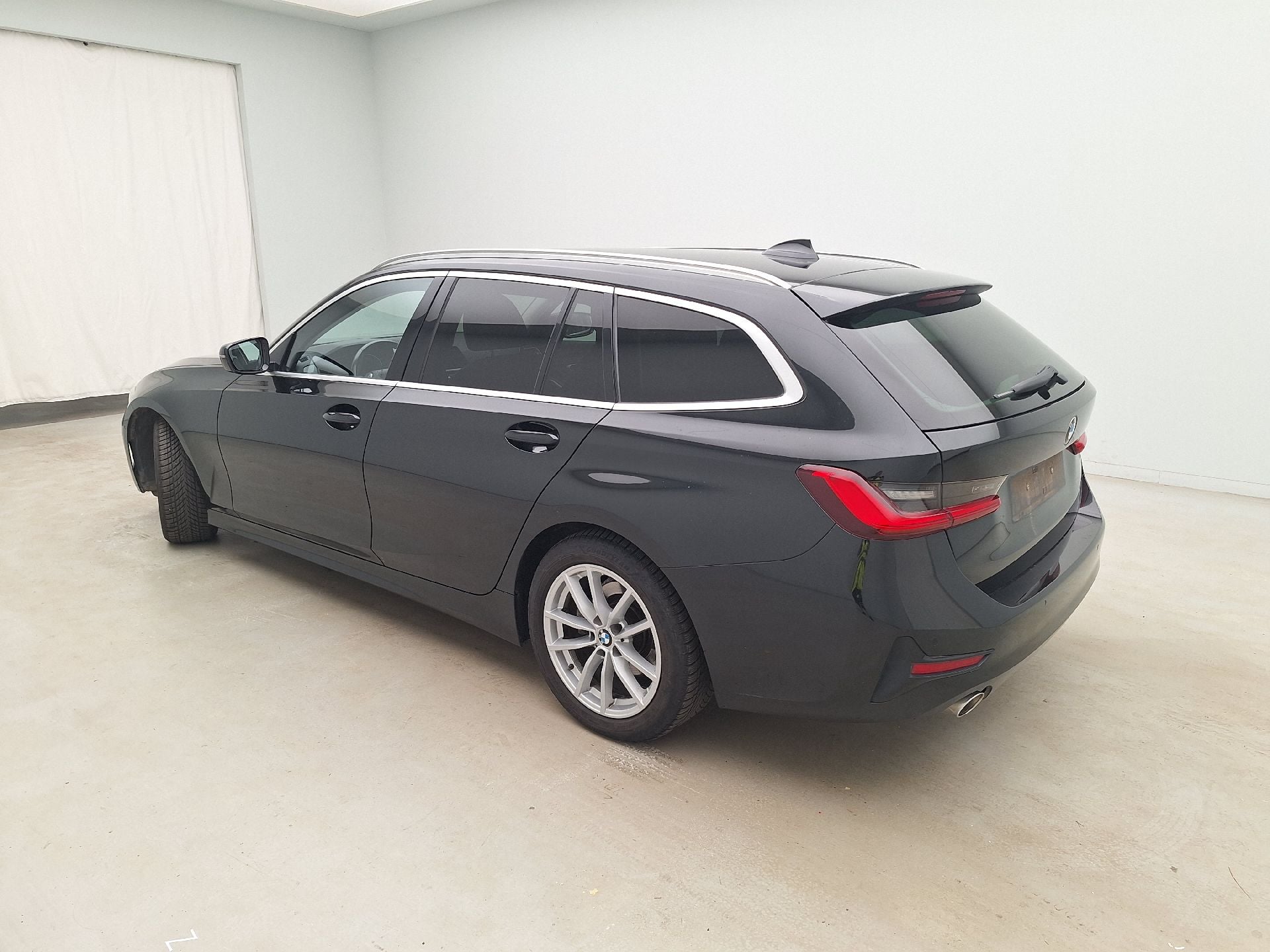 BMW, 3-serie Touring '18, BMW 3 Reeks Touring 316dA (90 kW) 5d photo