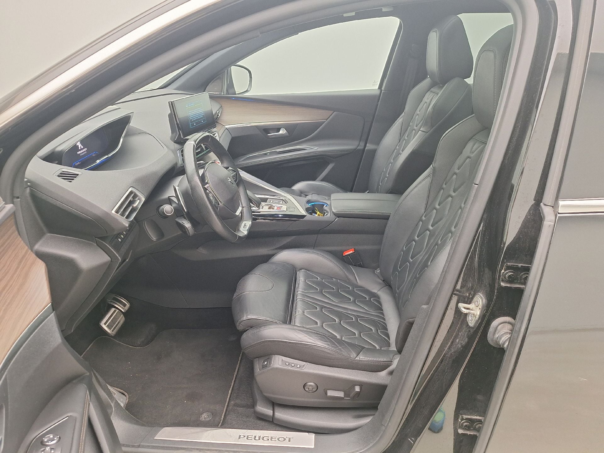Peugeot, 3008 FL'20 PHEV, Peugeot 3008 Hybrid4 300 e-Auto8 GT Pack 5d photo
