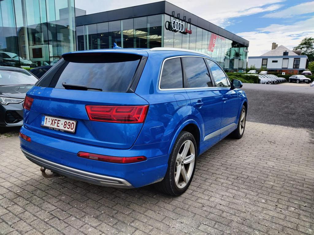 AUDI Q7 Dsl e-tron (PHEV) Q7 e-tron 3.0 TDi V6 Quattro e-tron Tiptronic (275 kW) photo