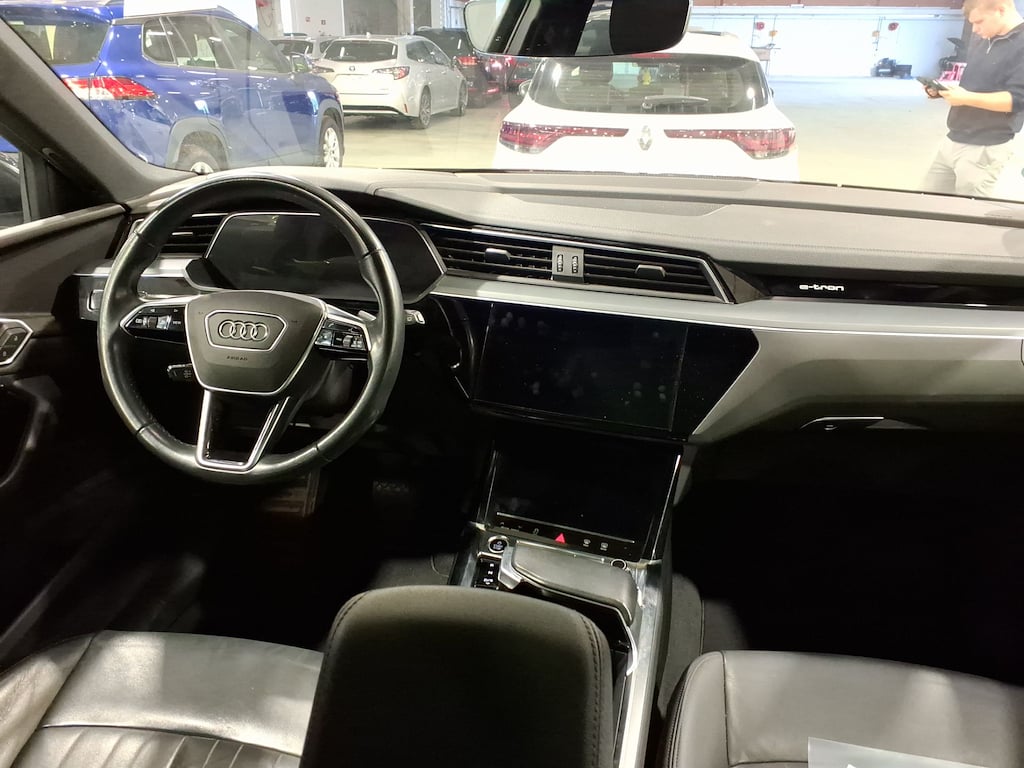 AUDI E-TRON 95 kWh 55 Quattro Advanced photo
