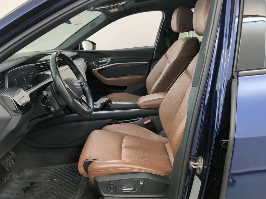 AUDI E-TRON BEV 95KWH 55 QUATTRO S-LINE photo