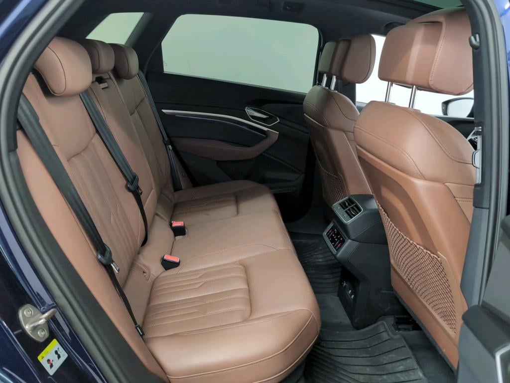 AUDI E-TRON BEV 95KWH 55 QUATTRO S-LINE photo