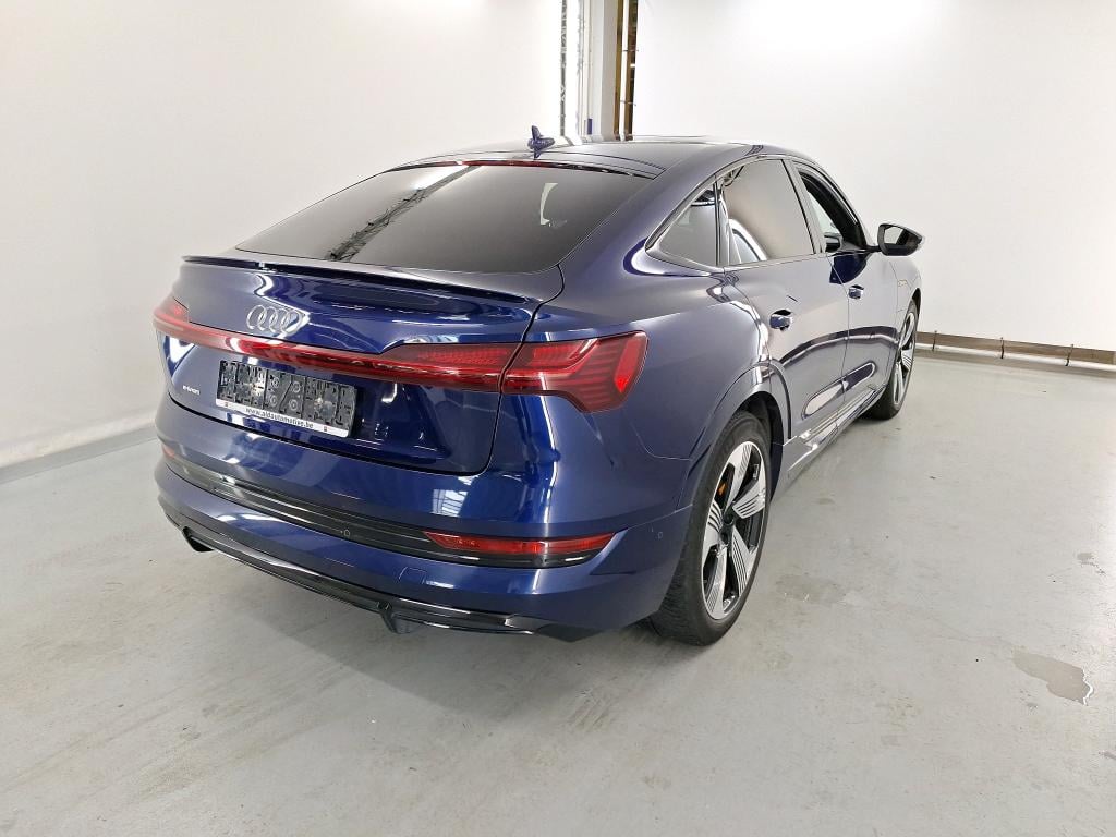 AUDI E-TRON SPORTBACK BEV 95KWH 55 QUATTRO S-LINE photo