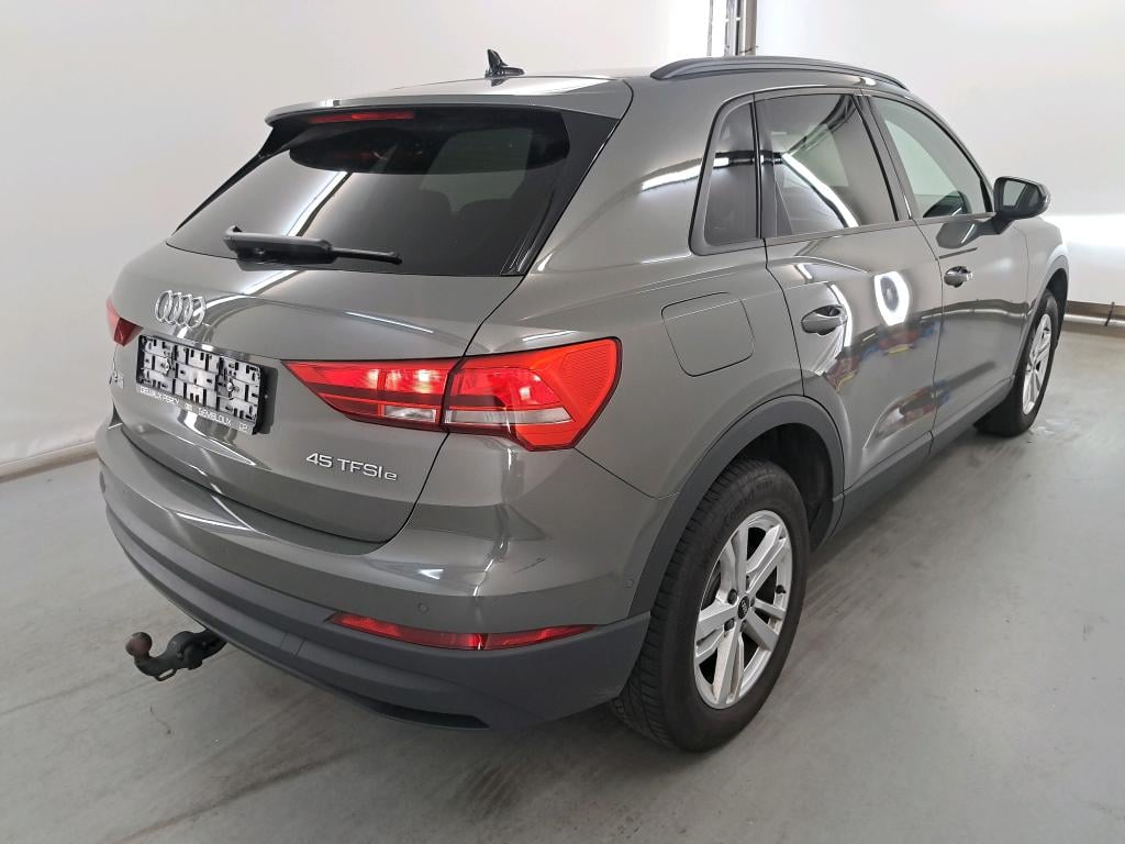 AUDI Q3 1.4 45 TFSI E S TRONIC photo