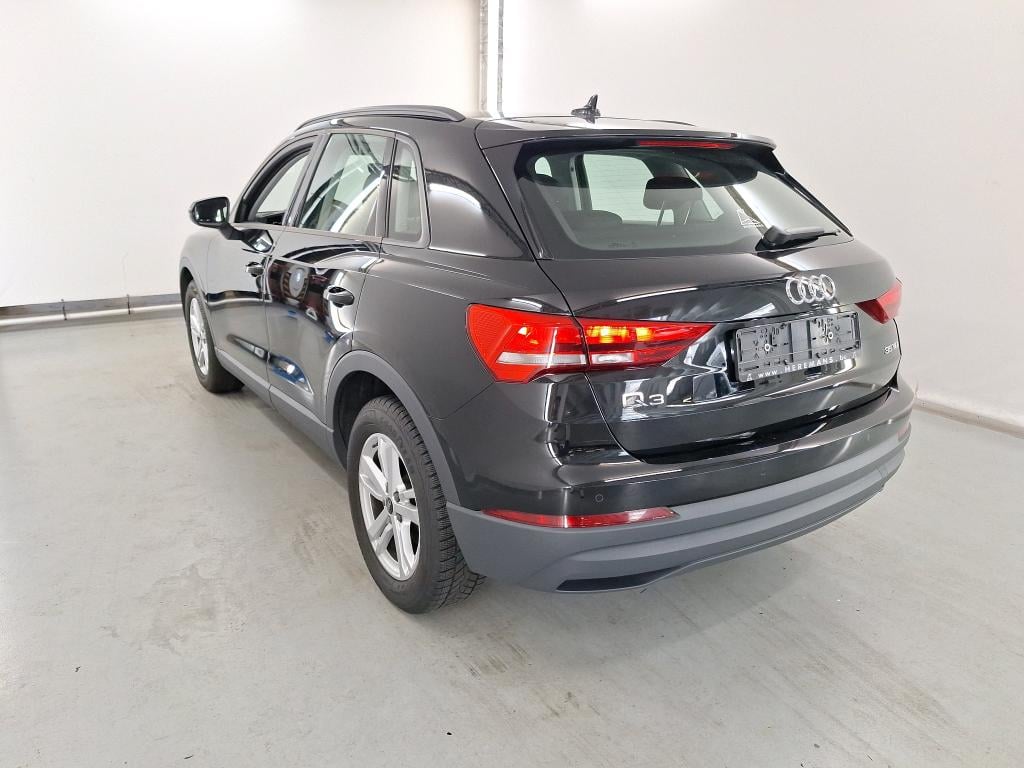 AUDI Q3 2.0 35 TDI S TRONIC BUSINESS EDITION photo